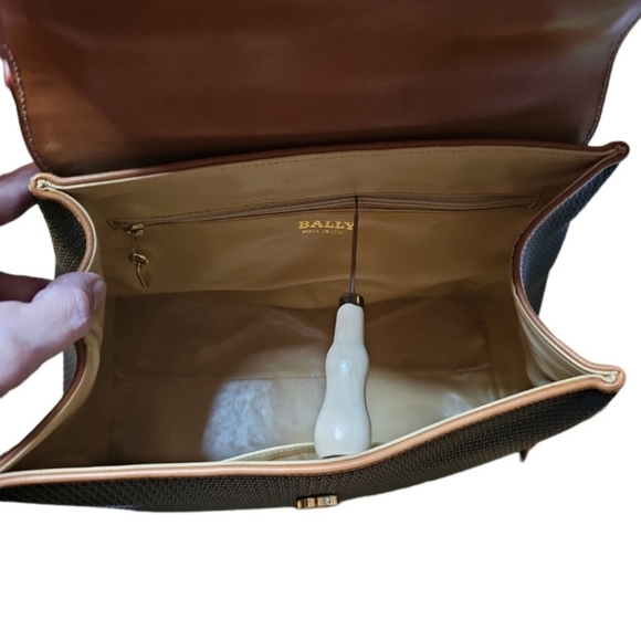 Bally's top handle black flap bag - Picture 10 of 10